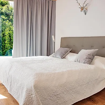 Luxus-apartments Direkt Am Attersee *